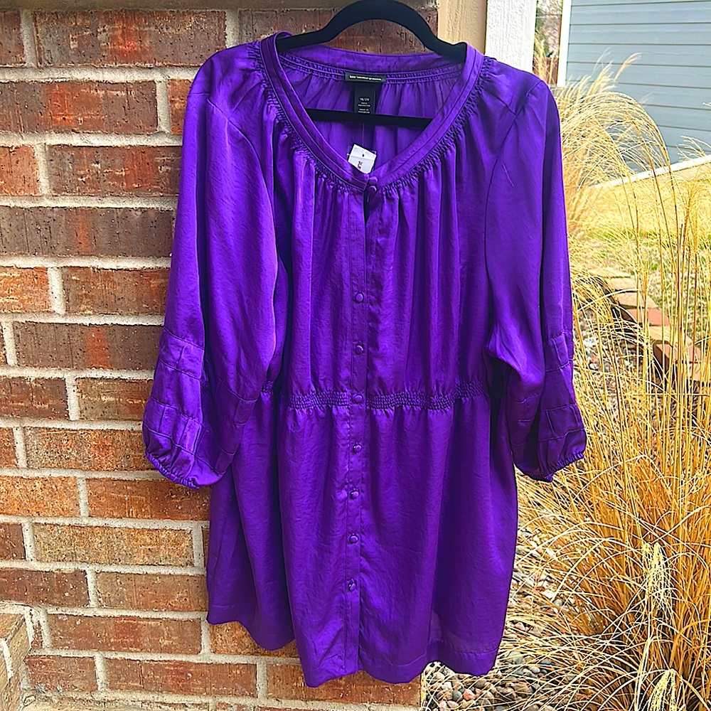 Lane Bryant Ladies 18/20 Purple Button Down Tunic